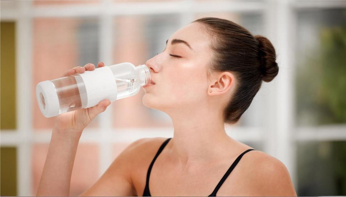 Water for Glowing Skin: Learn How Staying Hydrated Can Slow Down Ageing!